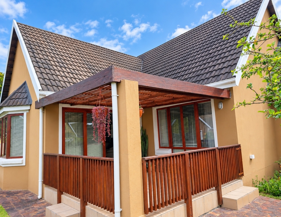 3 Bedroom Property for Sale in The Island Western Cape